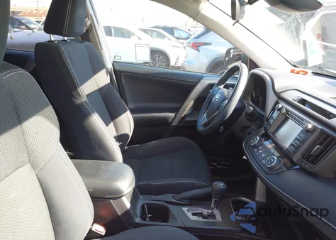 2018 Toyota Rav4 Xle z USA, uszkodzony, nr VIN 2T3WFREV8JW415484